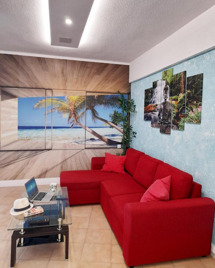 Apartament Fantastic In The First Line Of The Sea, Wifi Free Playa de las Americas (Tenerife)